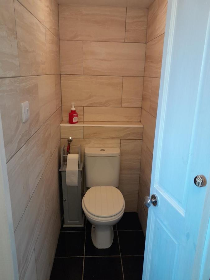 G1 Lovely Holiday Chalet Мейбълторп Екстериор снимка